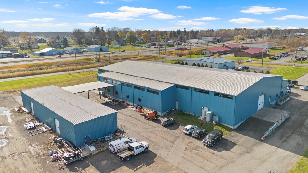 318 Timothy Ln, Ontario, NY à louer - Photo du bâtiment - Image 1 de 7