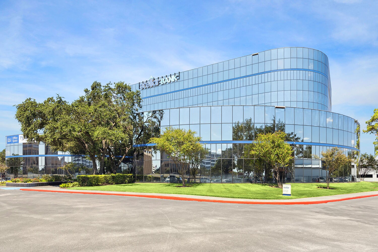 13100 Northwest Fwy, Houston, TX à louer Photo principale- Image 1 de 15
