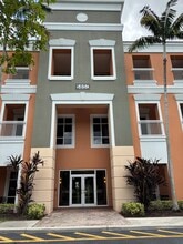 5850 Coral Ridge Dr, Coral Springs, FL for lease Interior Photo- Image 2 of 10