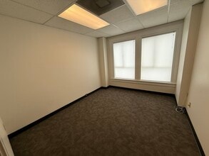 132 E Broadway, Eugene, OR for lease Interior Photo- Image 2 of 6