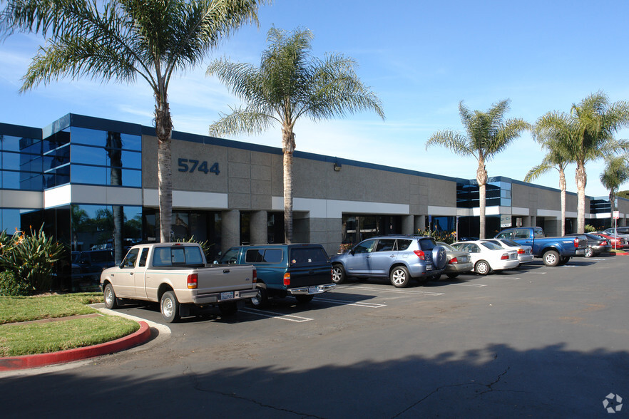 5744 Pacific Center Blvd, San Diego, CA for lease - Building Photo - Image 2 of 4