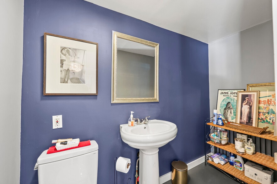 402 Park St, Housatonic, MA for sale - Building Photo - Image 3 of 12