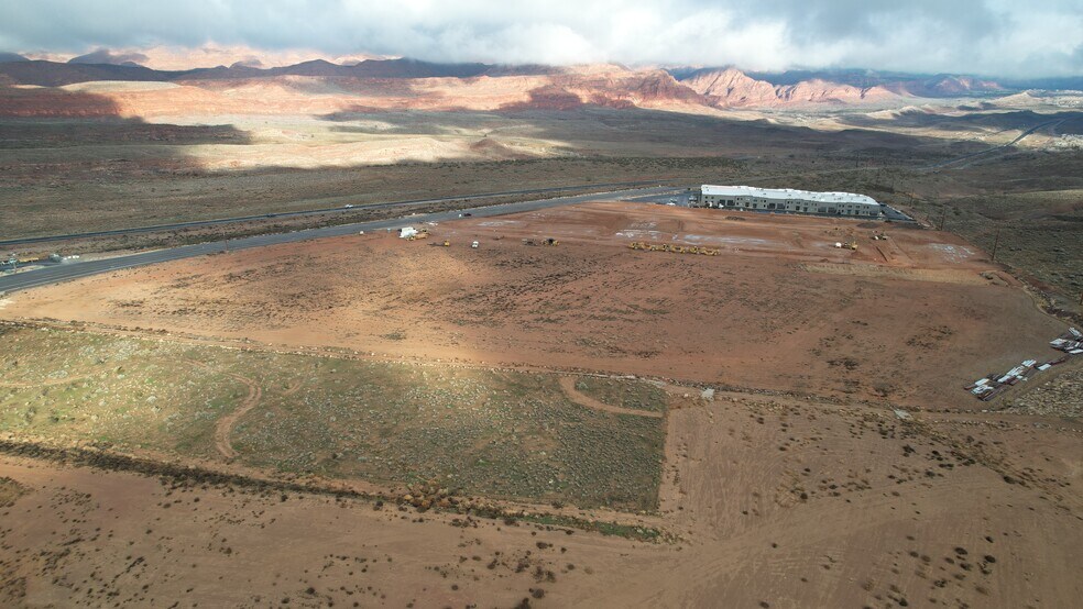 670 Old 91 hwy, Hurricane, UT à vendre - Photo du bâtiment - Image 3 de 8