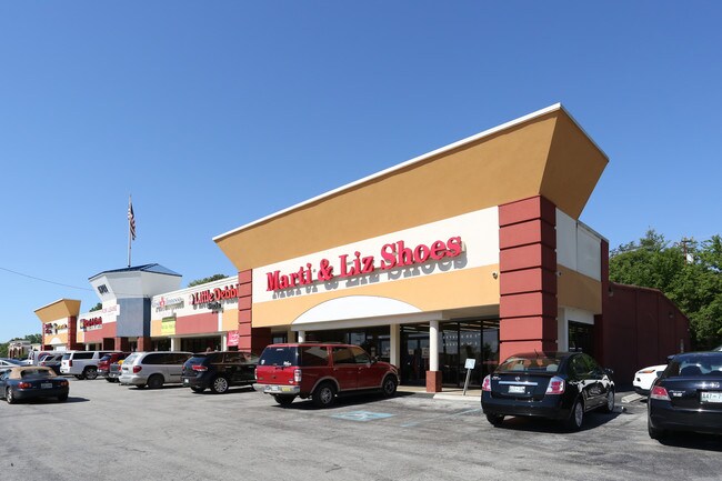 Plus de détails pour 5741 Highway 153, Hixson, TN - Commerce de détail à louer