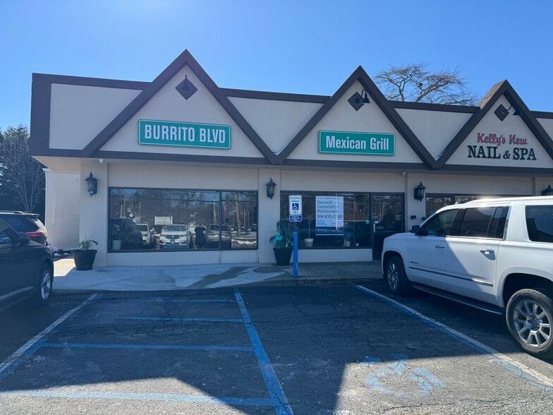 1270-1280 Montauk Hwy, Oakdale, NY for lease - Building Photo - Image 2 of 11