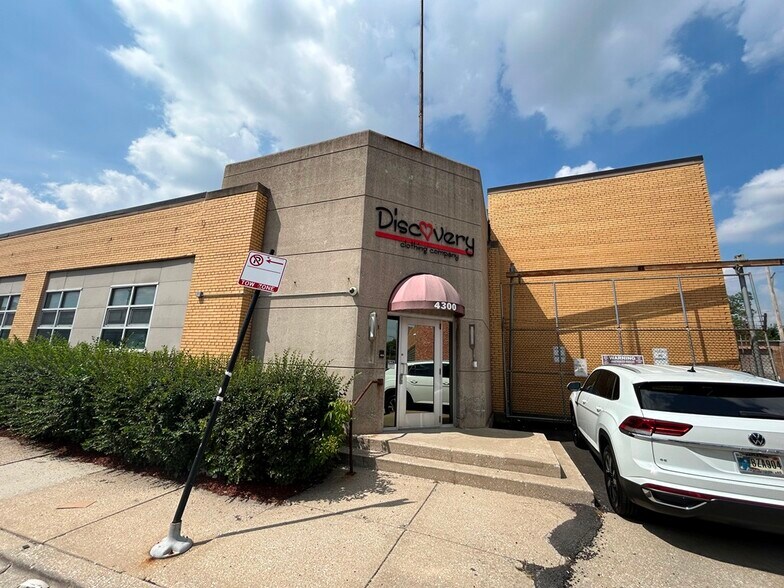 4300 N Knox Ave, Chicago, IL à vendre - Photo du bâtiment - Image 2 de 20