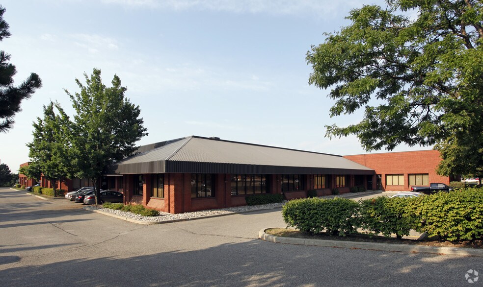 205 Matheson Blvd E, Mississauga, ON for sale - Primary Photo - Image 1 of 1