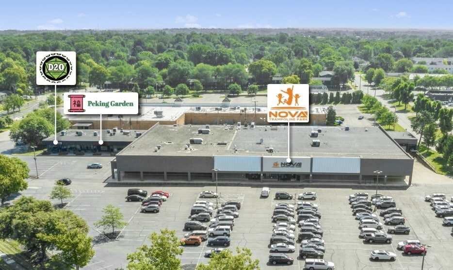 2100-2144 E Whipp Rd, Dayton, OH for lease Primary Photo- Image 1 of 6