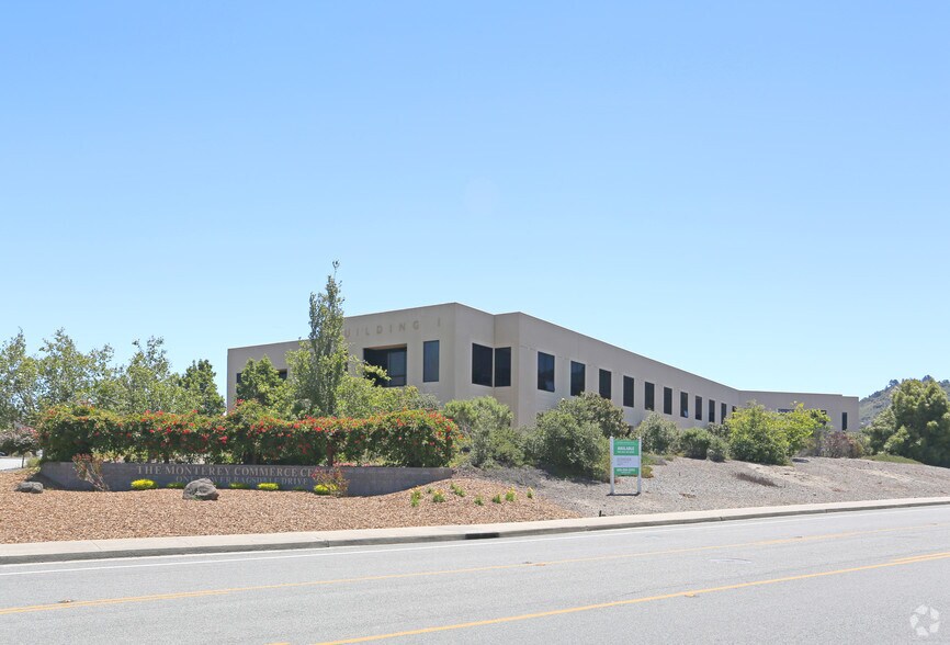 1 Lower Ragsdale Dr, Monterey, CA à louer - Photo du bâtiment - Image 2 de 15