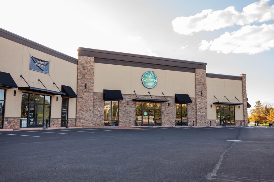 18113 Maugans Ave, Hagerstown, MD for lease - Building Photo - Image 2 of 3