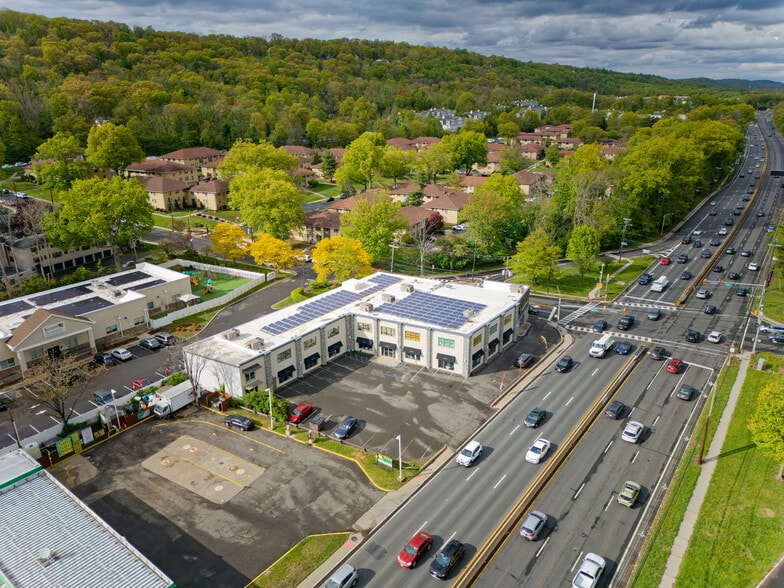 481 US Highway 22, North Plainfield, NJ for lease - Building Photo - Image 1 of 7
