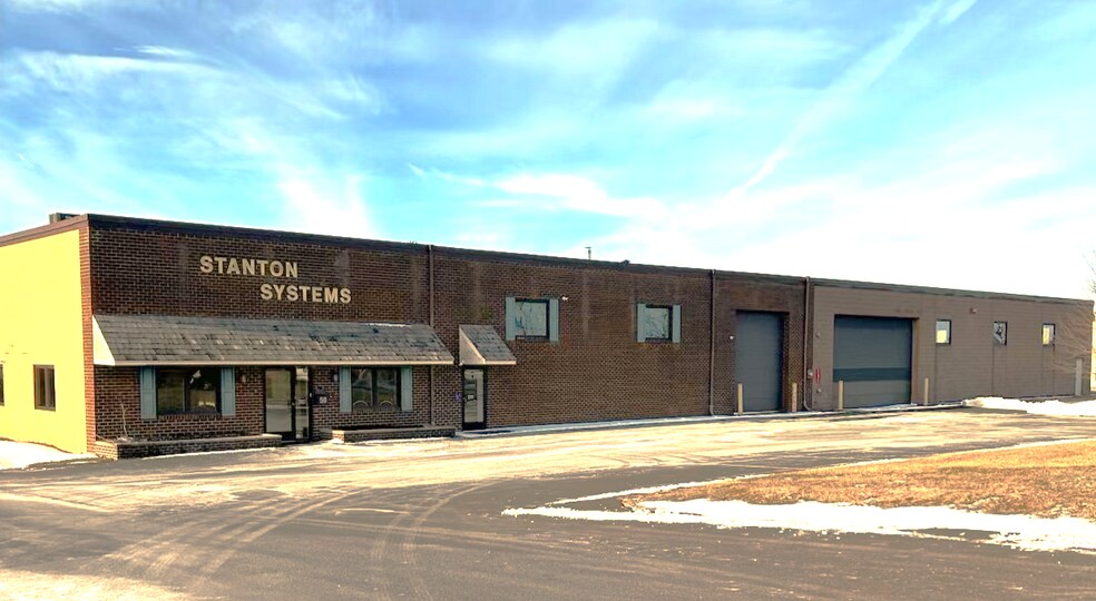 50 Richard Rd, Warminster, PA à louer - Photo principale - Image 1 de 15