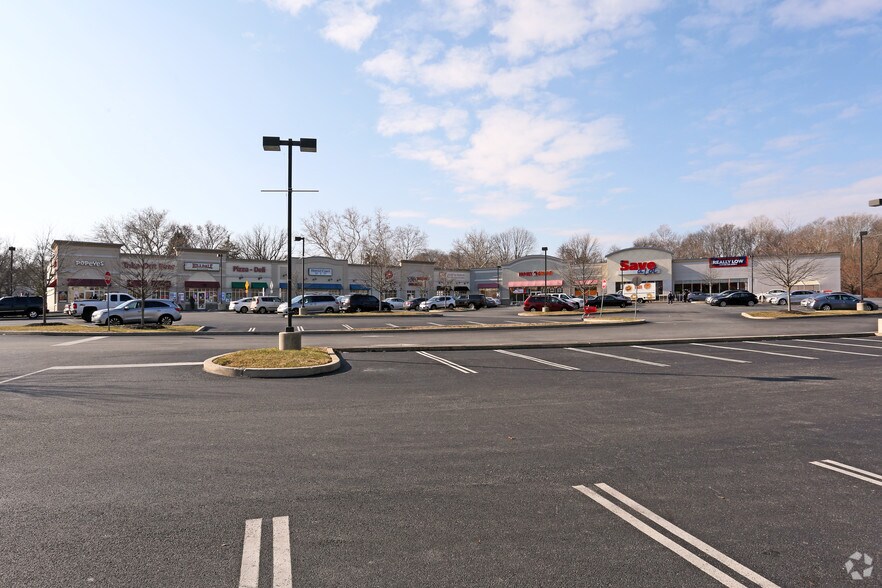150 S Macdade Blvd, Darby, PA for lease - Primary Photo - Image 1 of 5