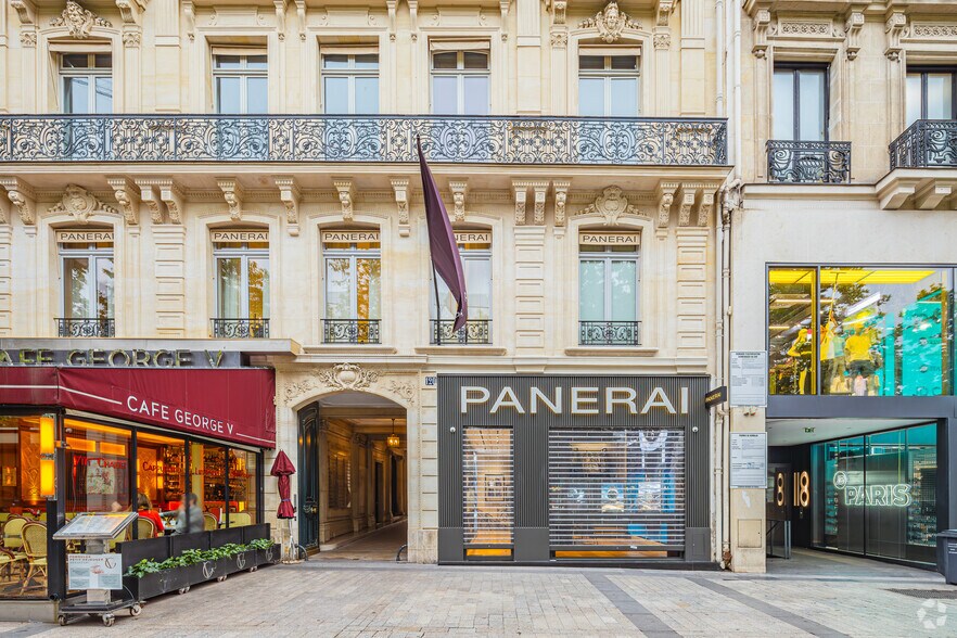 120 Avenue Des Champs Elysées, Paris à louer - Photo du bâtiment - Image 3 de 3