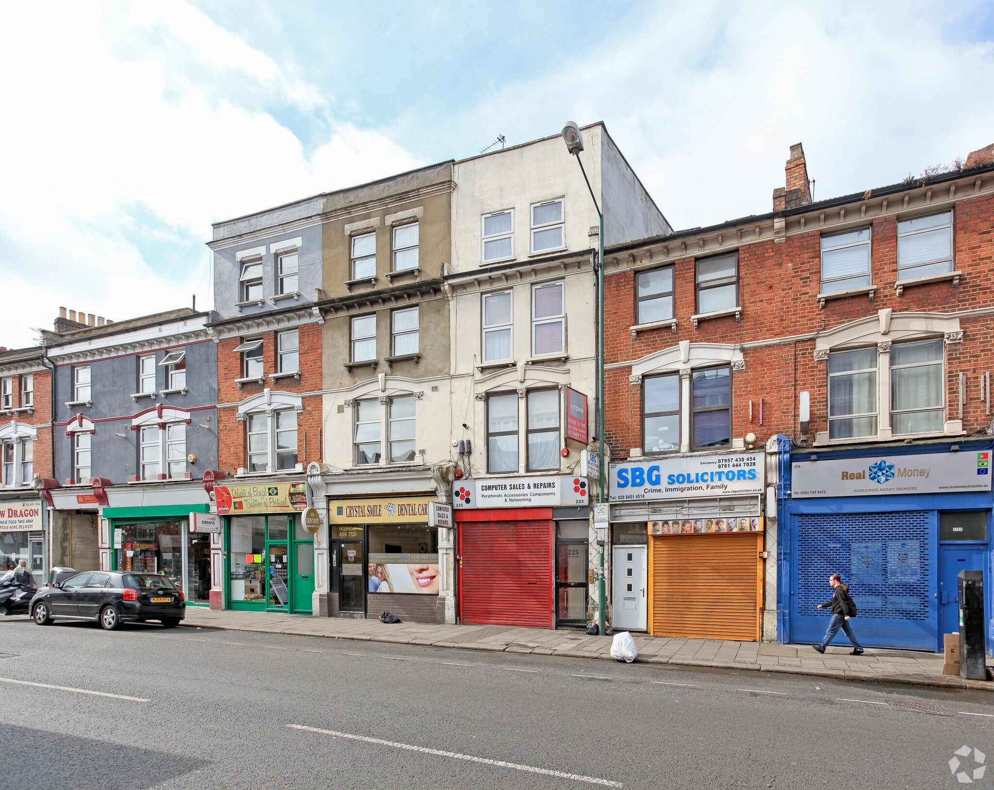 225 High Rd, London for lease Primary Photo- Image 1 of 4