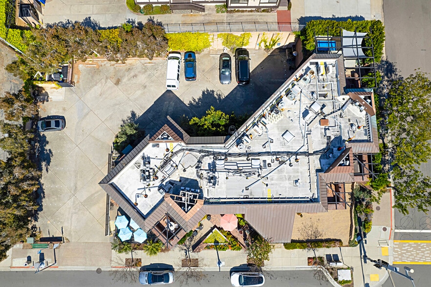 915 Camino del Mar, Del Mar, CA à louer - Photo du bâtiment - Image 3 de 17