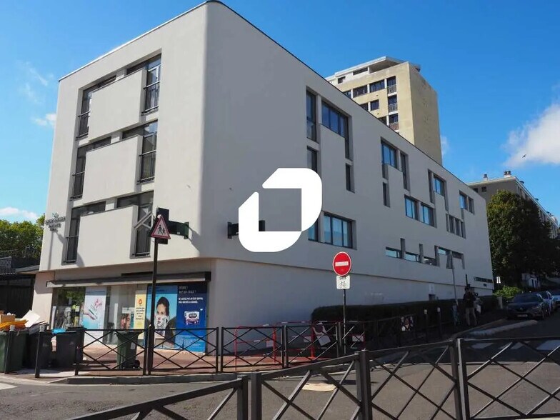 Office in Antony for sale - Building Photo - Image 2 of 13