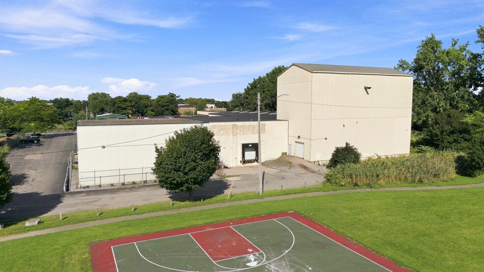 91 Holt St, Buffalo, NY for sale - Building Photo - Image 3 of 57