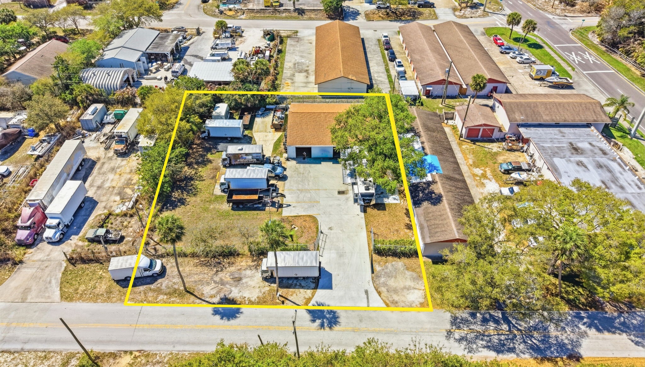 645 Old Dixie Hwy, Sebastian, FL for sale Primary Photo- Image 1 of 18