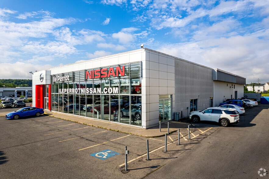 12 Boul Don-Quichotte, L'Île-Perrot, QC à vendre - Photo du bâtiment - Image 3 de 3