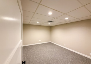 2212 E Moreland Blvd, Waukesha, WI for lease Interior Photo- Image 1 of 7