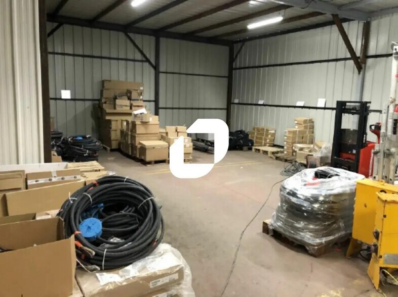 Bureau dans Treillières à louer - Photo du bâtiment - Image 3 de 8