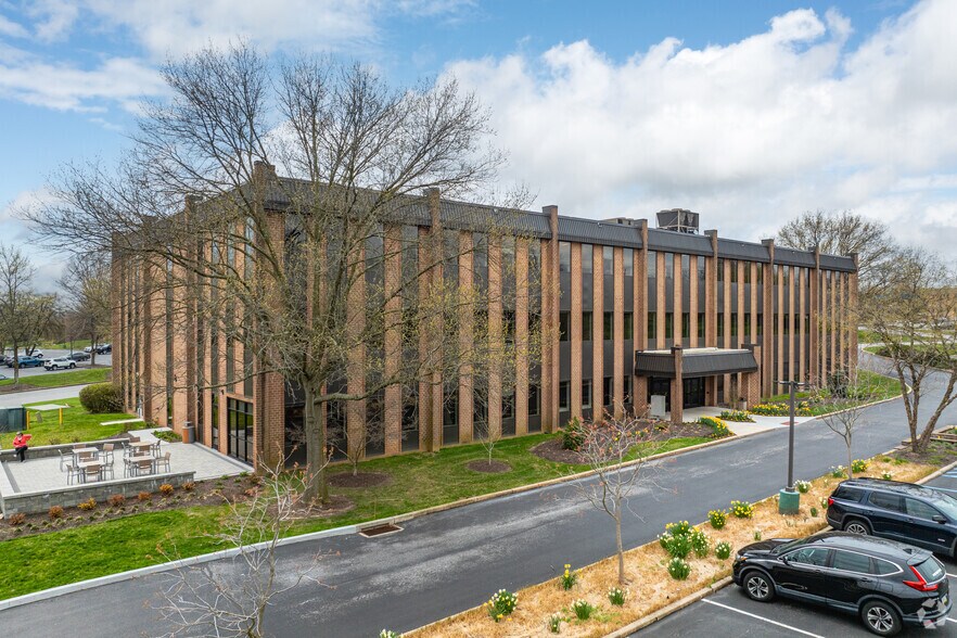 2 Christy Dr, Chadds Ford, PA à louer - Photo du bâtiment - Image 2 de 6