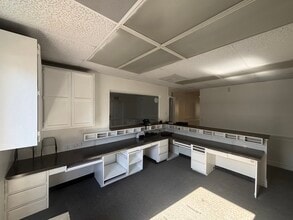 4835 S Fulton Ave, Tulsa, OK for lease Interior Photo- Image 2 of 11