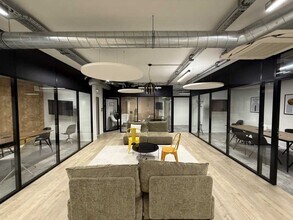 9 Rue Victor Massé, Paris à louer Photo intérieure- Image 2 de 26