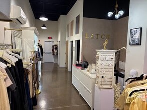 3345 University Ave, Morgantown, WV for lease Interior Photo- Image 2 of 7