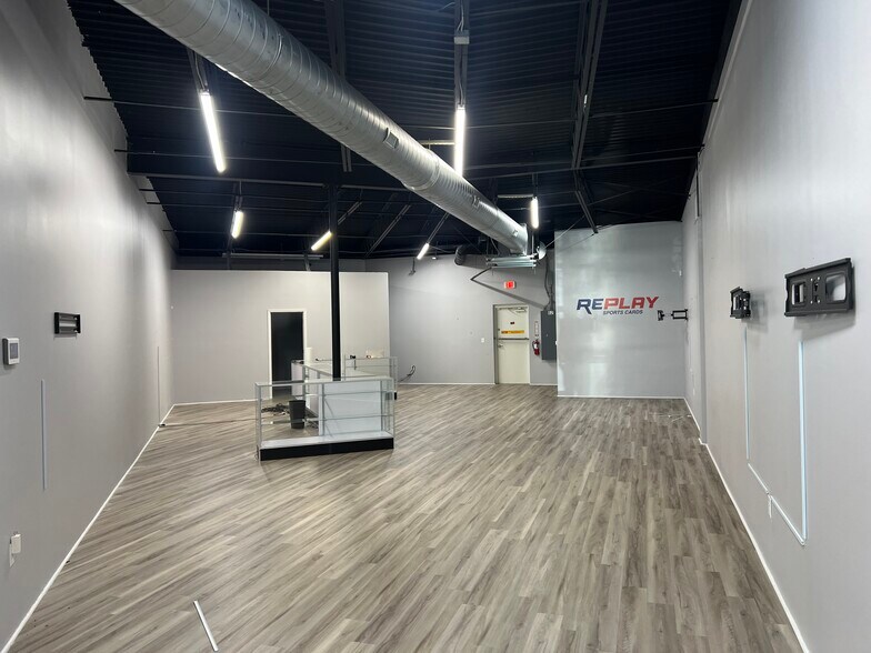 320 W Coleman Blvd, Mt Pleasant, SC à louer - Photo du bâtiment - Image 3 de 4