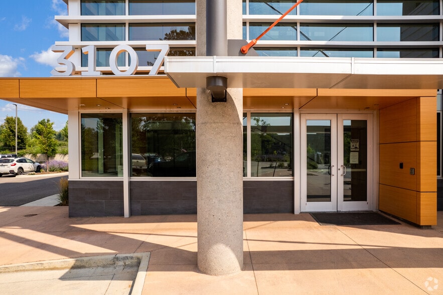 3107 Iris Ave, Boulder, CO à louer - Photo du bâtiment - Image 2 de 5