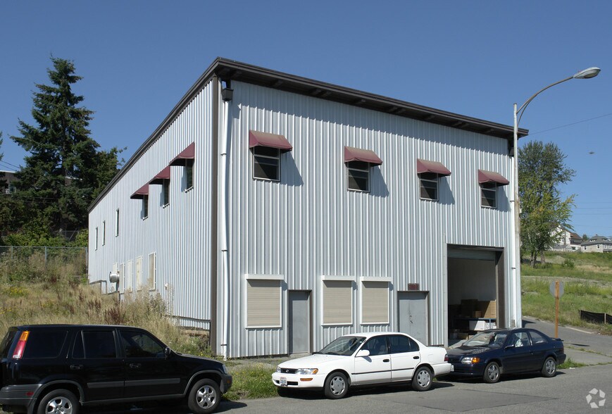 2302 S Fawcett Ave, Tacoma, WA à louer - Photo du bâtiment - Image 2 de 14