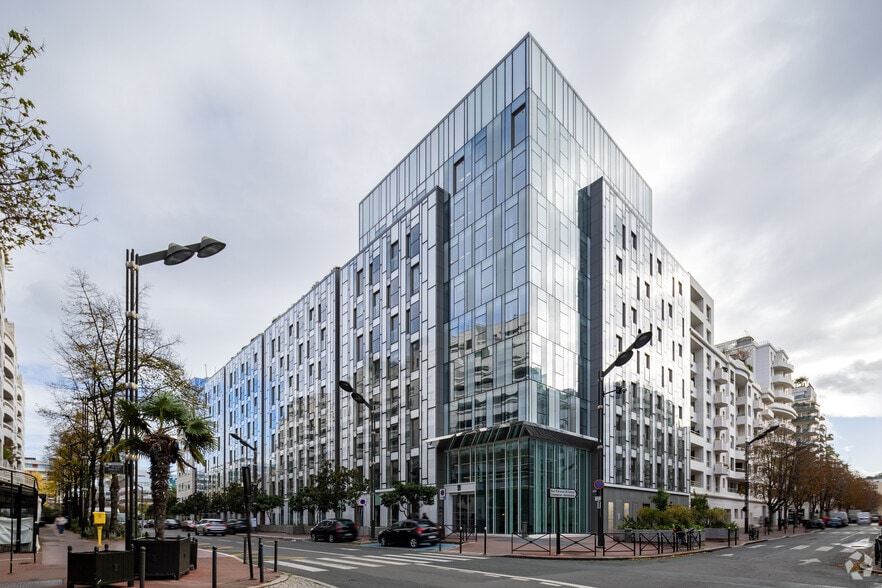12 Avenue André Malraux, Levallois-Perret for lease - Primary Photo - Image 1 of 18