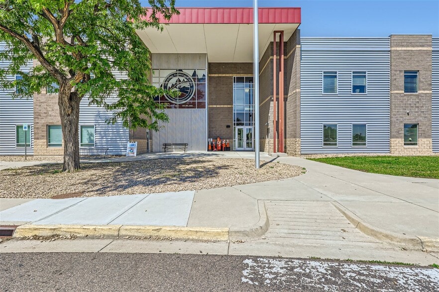 801 Yosemite St, Denver, CO à vendre - Photo du bâtiment - Image 2 de 38