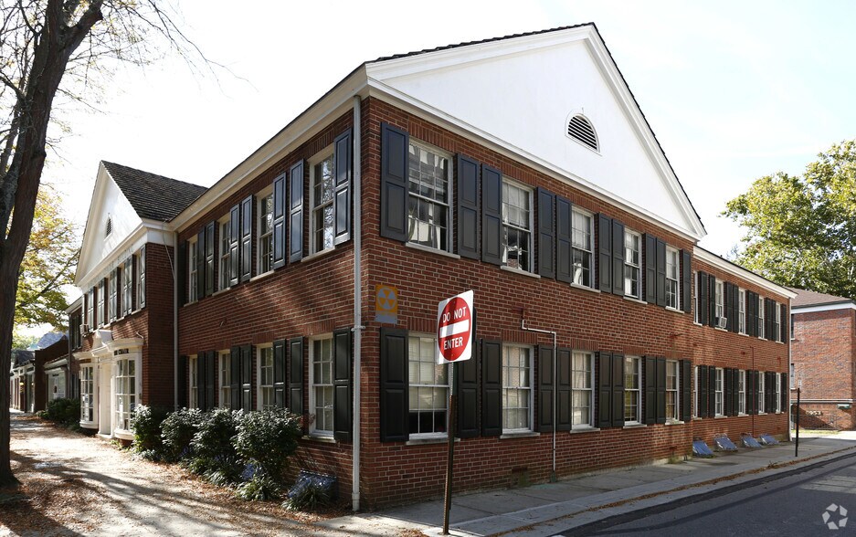 3914 Miami Rd, Cincinnati, OH à louer - Photo du bâtiment - Image 2 de 3