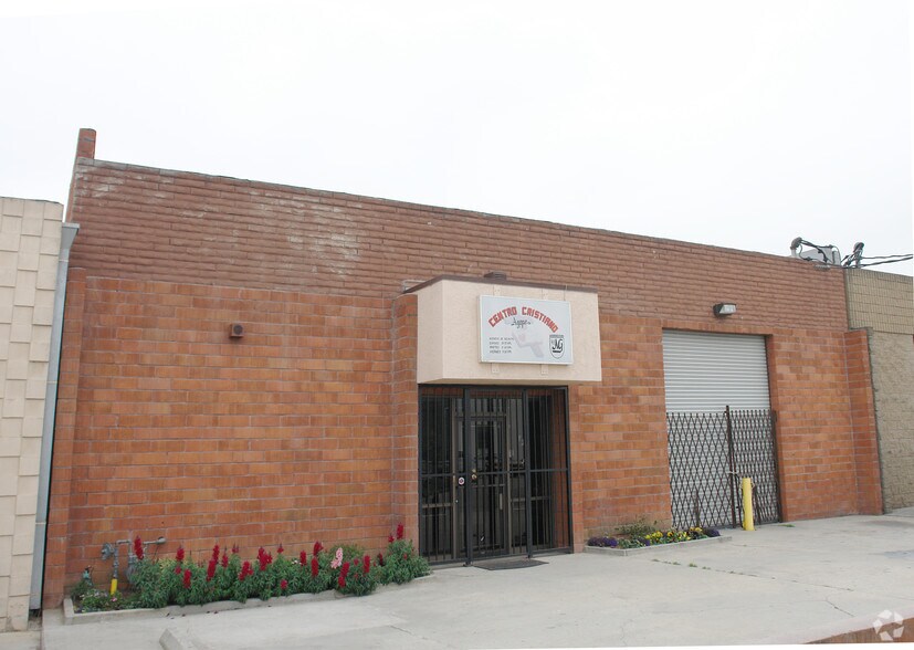 320 W 130th St, Los Angeles, CA for sale - Building Photo - Image 3 of 4