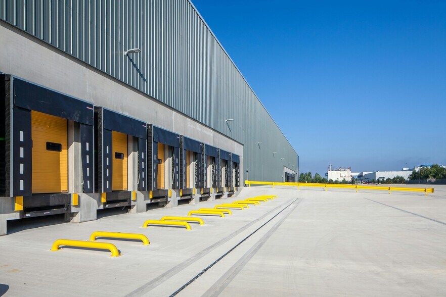 Liverpool International Business Park, Liverpool à louer - Photo du bâtiment - Image 3 de 8