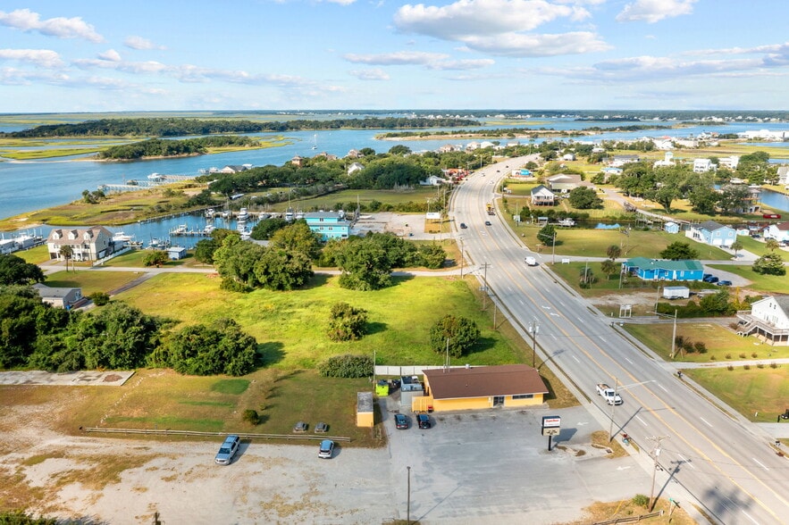 406 Cedar Point Blvd, Cedar Point, NC for sale - Aerial - Image 3 of 5