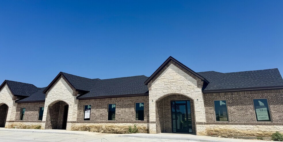7350 Canyon Park Dr, Fort Worth, TX for sale - Building Photo - Image 3 of 11