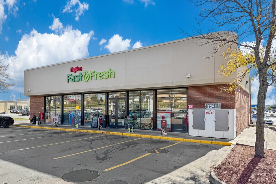 Hy-Vee Investment Portfolio portefeuille de 2 propriétés à vendre sur LoopNet.ca - Photo du bâtiment - Image 2 de 3