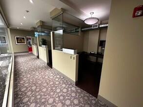 700 Blaw Ave, Pittsburgh, PA for lease Interior Photo- Image 2 of 7