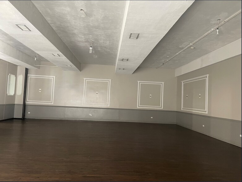 1899 2nd St, Highland Park, IL à louer - Photo intérieure - Image 2 de 3