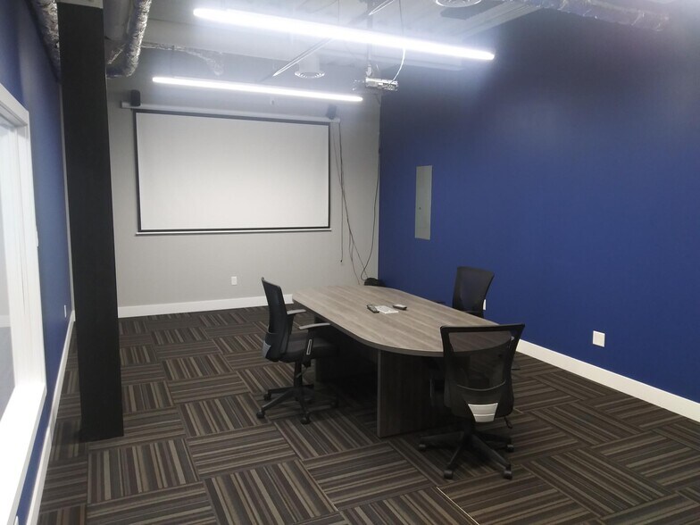 123-125 N Main St, Crown Point, IN à louer - Photo intérieure - Image 3 de 12