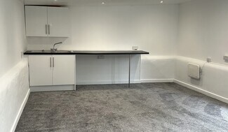 More details for Coombe Hill Rd, East Grinstead - Office for Lease