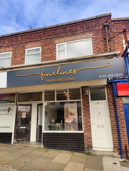 Retail in Bebington for lease - Primary Photo - Image 1 of 1