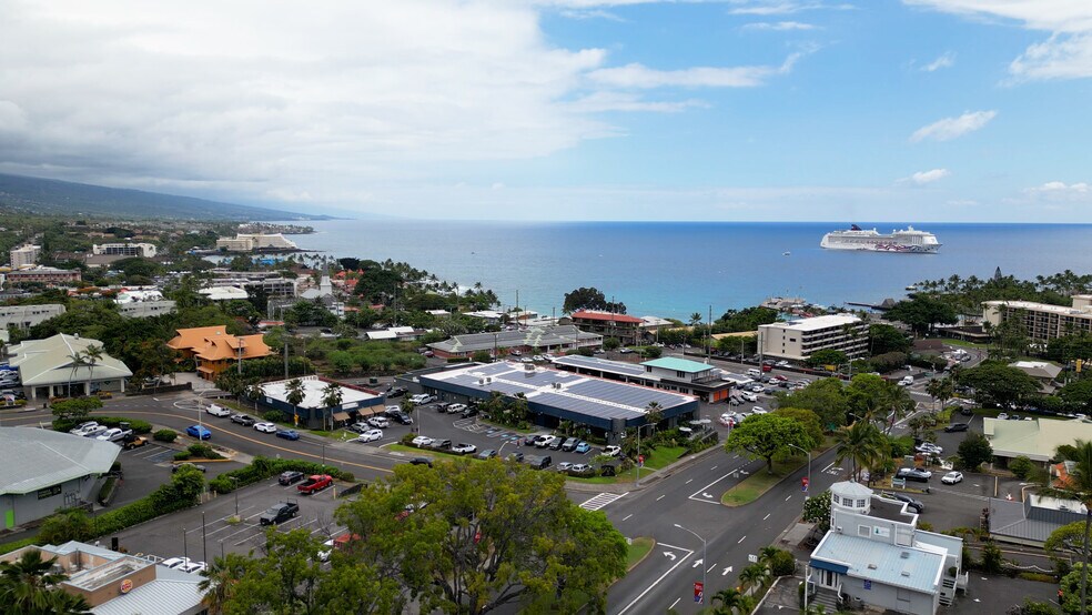 75-5699 Kopiko St, Kailua Kona, HI à louer - Vidéo sur l’inscription commerciale - Image 2 de 16