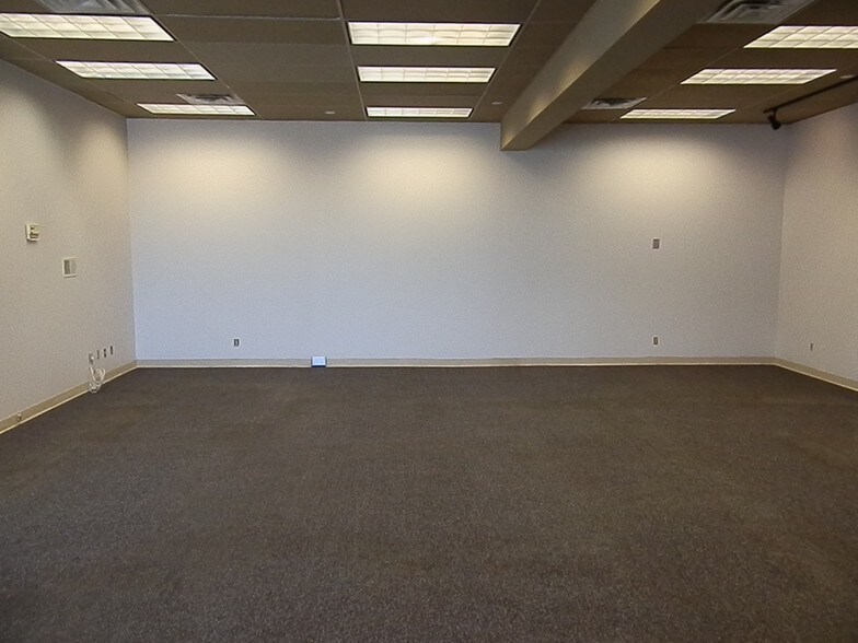 4655-4657 Leavenworth St, Omaha, NE à vendre - Photo du bâtiment - Image 3 de 7