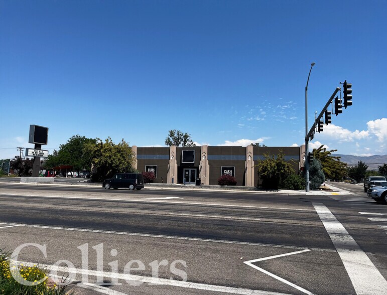 3602 W Chinden Blvd, Garden City, ID à louer - Photo du bâtiment - Image 3 de 4
