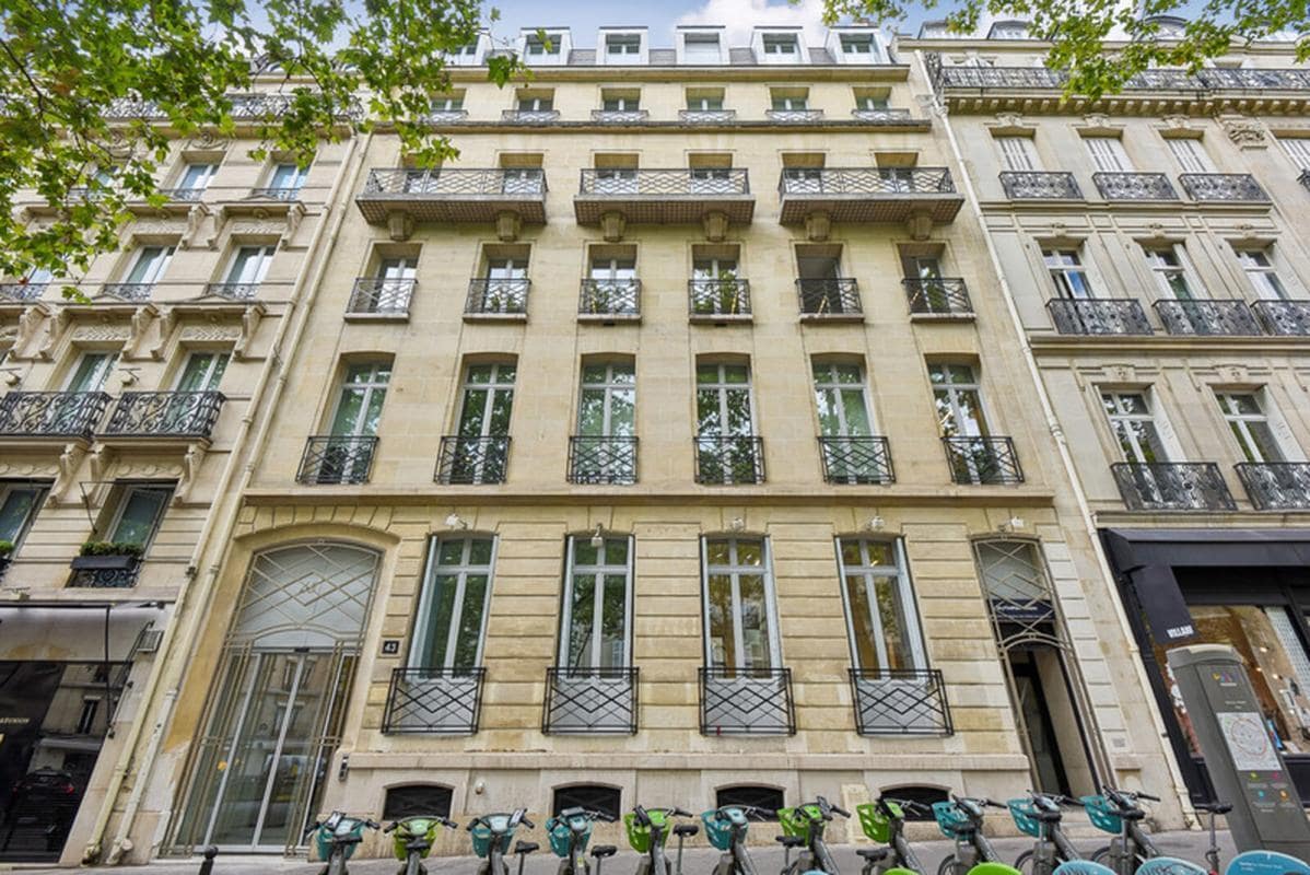 43 Avenue Marceau, Paris for lease Building Photo- Image 1 of 22